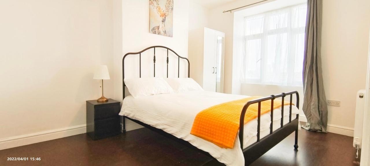 Апартаменты Acacia Flat 189 In Wembley Лондон Экстерьер фото